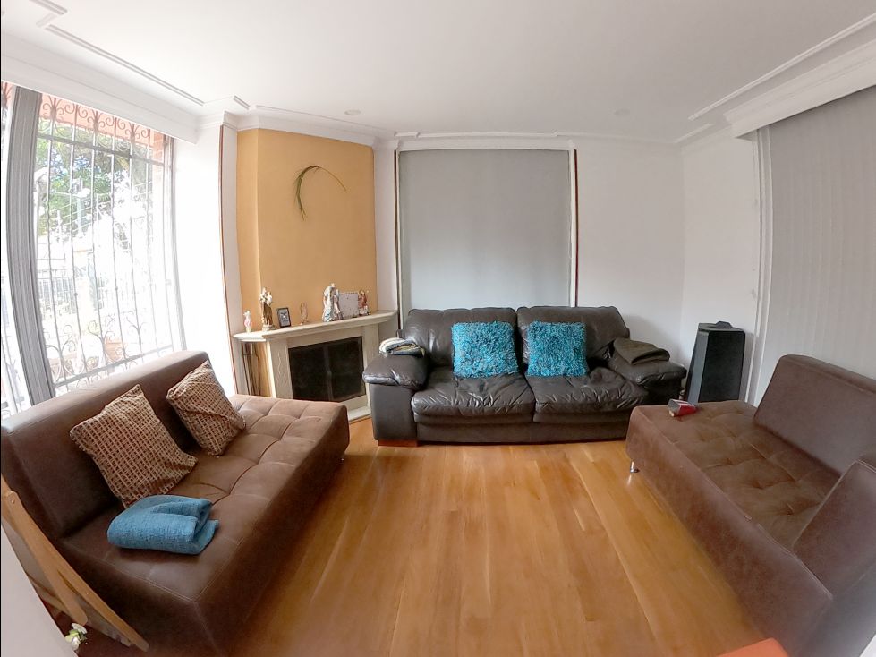 Casa en arriendo Cundinamarca Bogotá Cr Brisas De Sotavento 134 m2 Habitaciones 3 Baños 3 Garajes 1 Precio $3900000