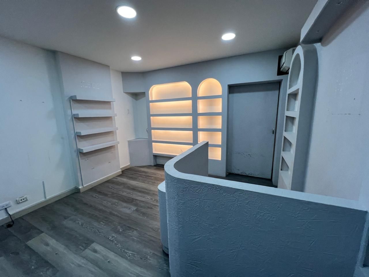 Local en arriendo Antioquia Medellín Altos Del Poblado 30 m2 Habitaciones 0 Baños 0 Garajes 0 Precio $3800000