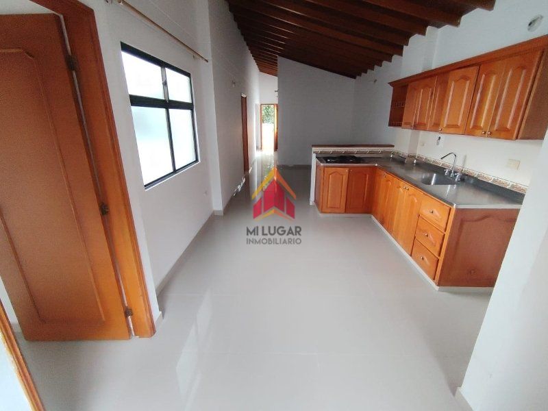 Apartamento en arriendo Antioquia Envigado Obrero 85 m2 Habitaciones 2 Baños 2 Garajes 0 Precio $2500000