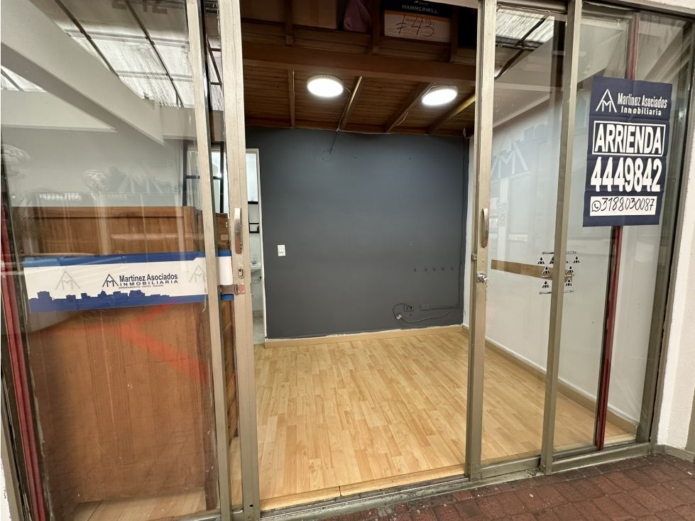 Oficina en arriendo Antioquia Medellín Astorga 12 m2 Habitaciones 0 Baños 1 Garajes 0 Precio $1100000