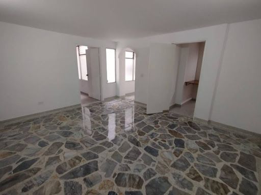 Apartamento en arriendo Antioquia Medellín Rosales 75 m2 Habitaciones 3 Baños 2 Garajes 1 Precio $2250000