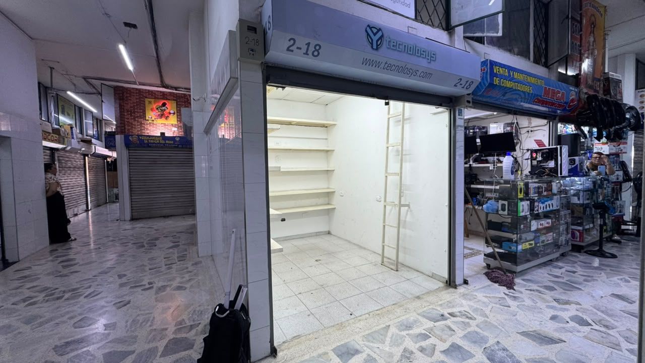 Local en arriendo Santander Bucaramanga Centro 6 m2 Habitaciones 0 Baños 0 Garajes 0 Precio $750000