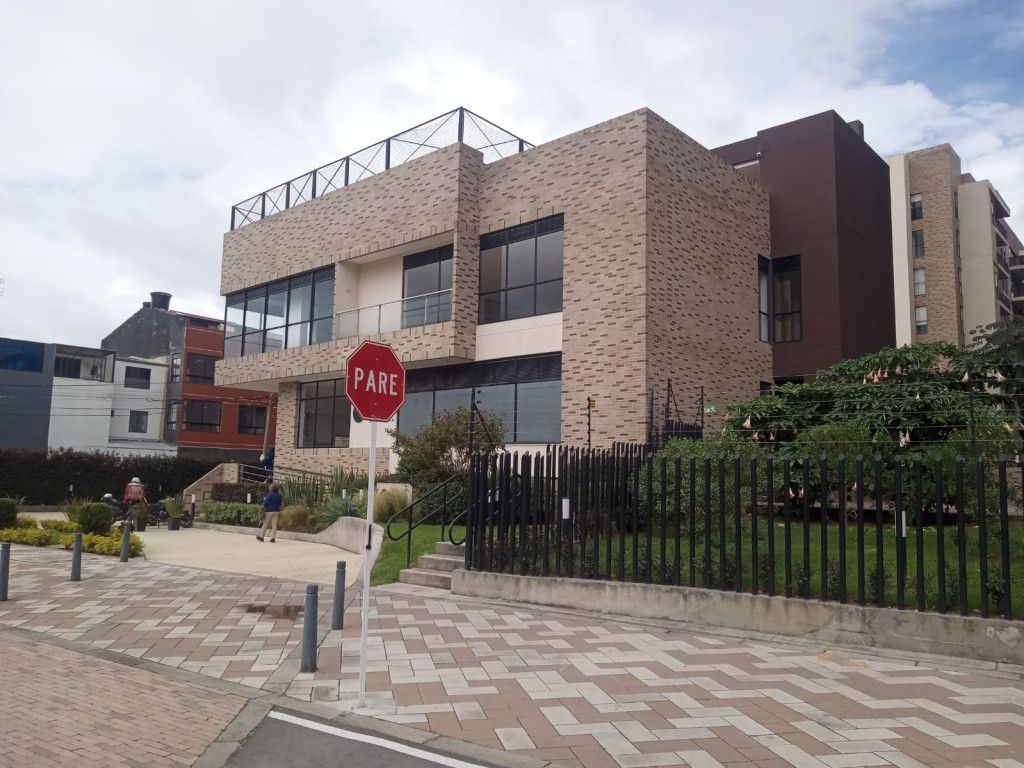 Apartaestudio en venta Cundinamarca Chía 20 De Julio Sector Ii 53 m2 Habitaciones 1 Baños 2 Garajes 1 Precio $330000000