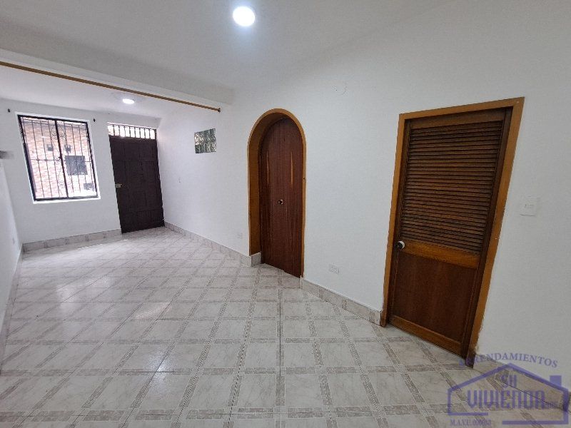 Apartaestudio en arriendo Antioquia Medellín Campo Amor 38 m2 Habitaciones 1 Baños 1 Garajes 0 Precio $1100000