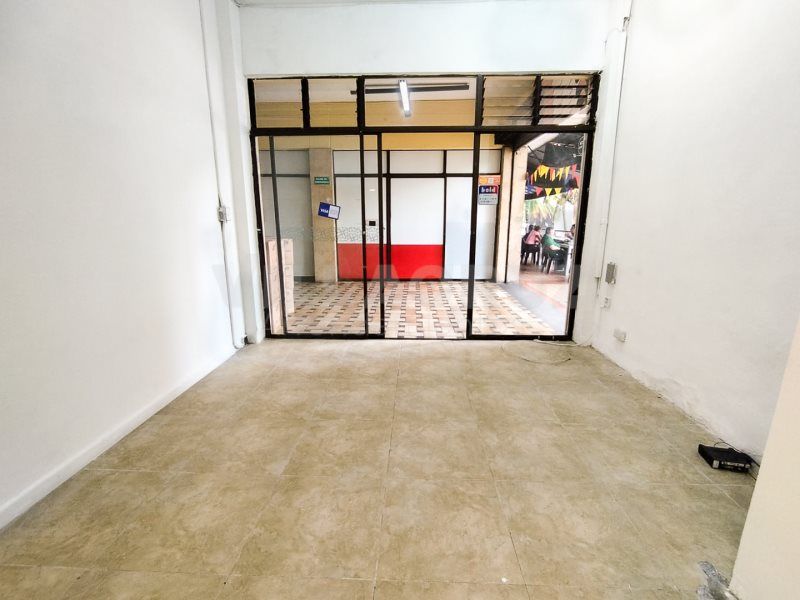 Local en arriendo Antioquia Envigado El Portal 25 m2 Habitaciones 0 Baños 1 Garajes 0 Precio $2000000