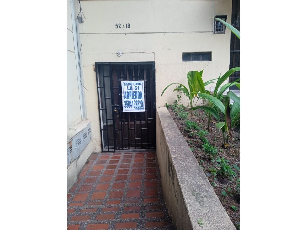 Apartaestudio en arriendo Antioquia Medellín Los Colores 12 m2 Habitaciones 1 Baños 1 Garajes 0 Precio $890000