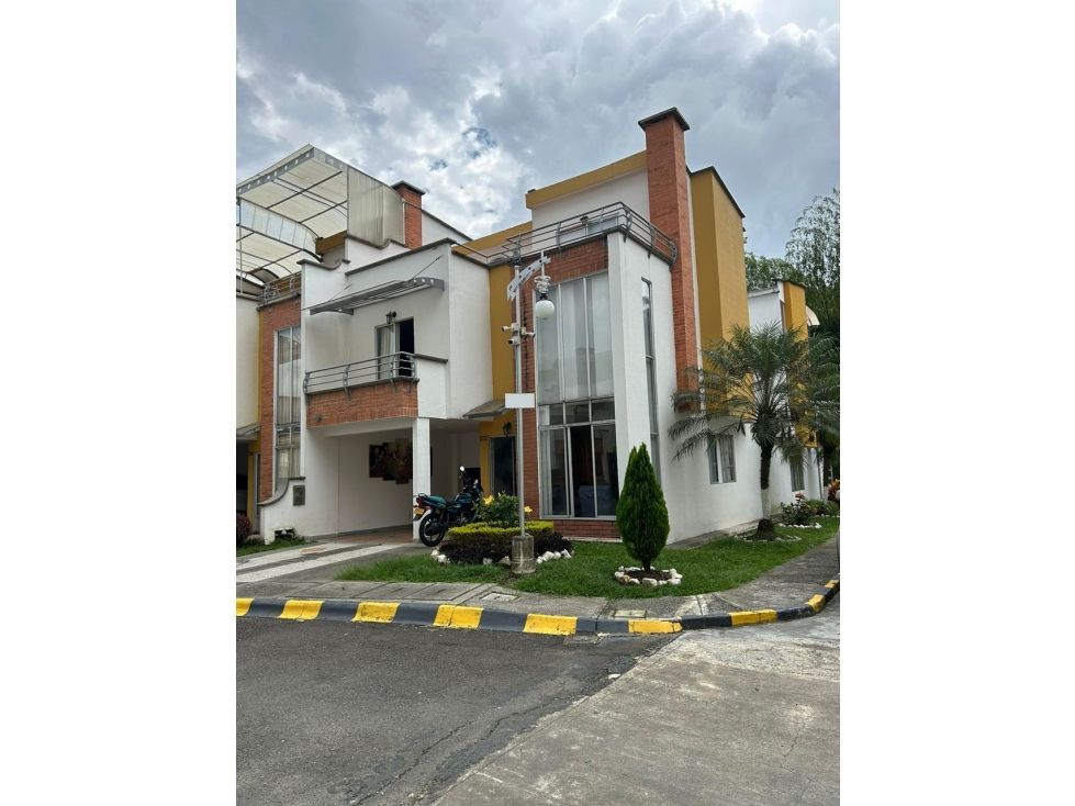 Casa en venta Risaralda Dosquebradas Dosquebradas 139 m2 Habitaciones 4 Baños 2 Garajes 1 Precio $540000000