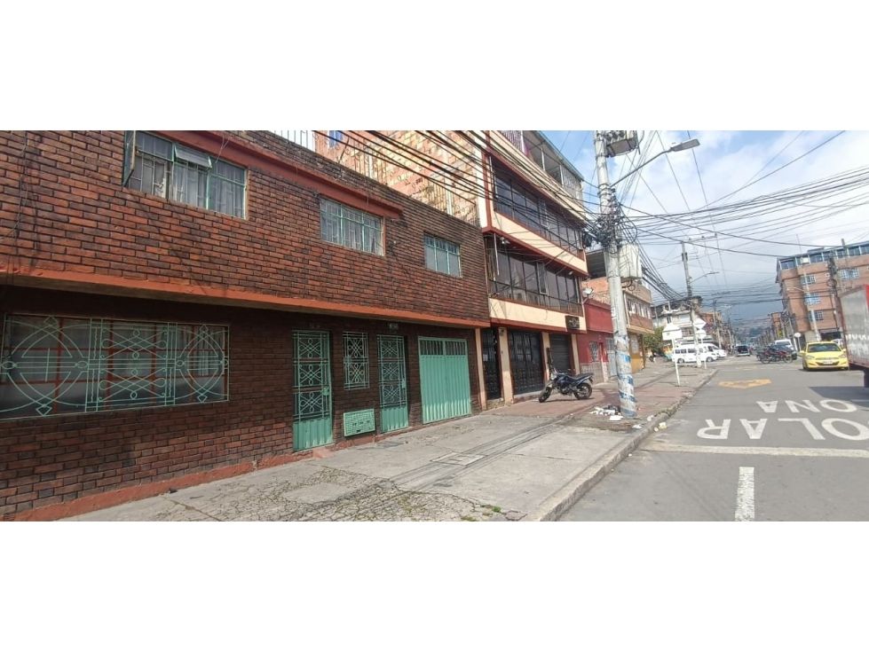 Casa en venta Cundinamarca Bogotá San Jose 226 m2 Habitaciones 7 Baños 4 Garajes 1 Precio $550000000
