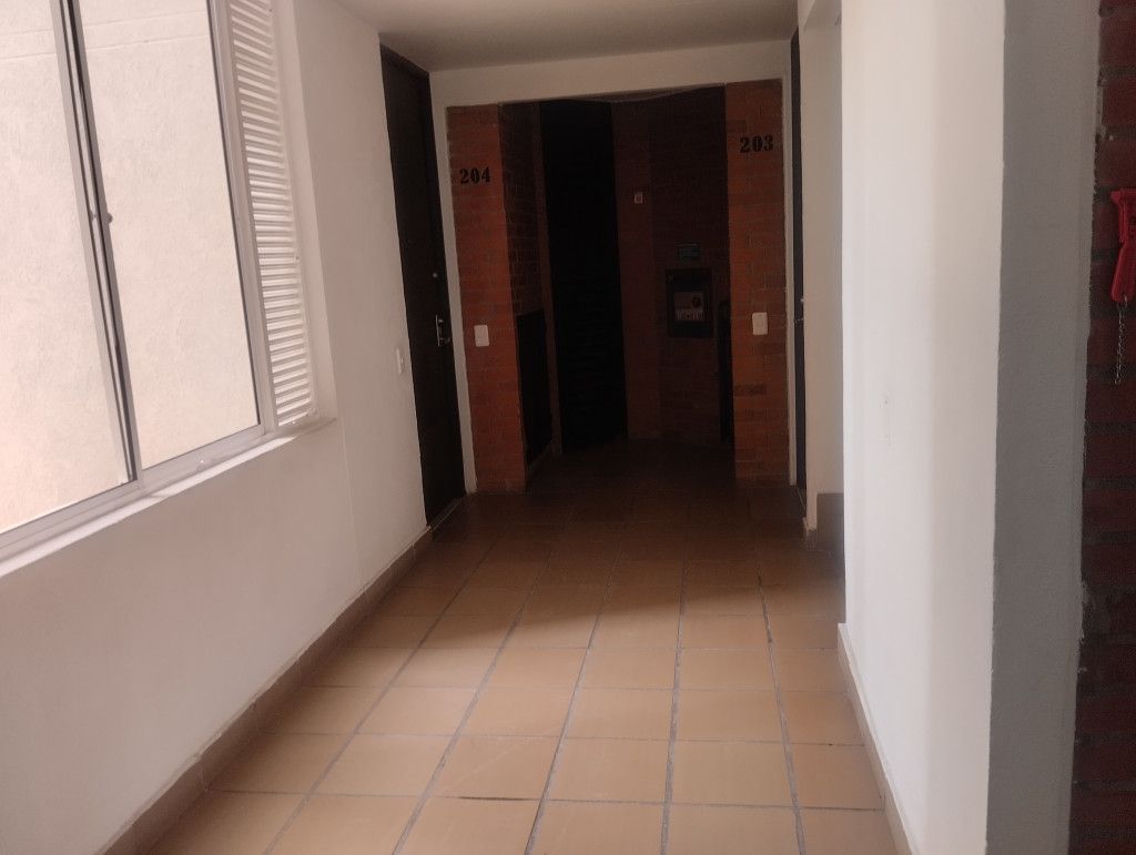 Apartamento en arriendo Valle Del Cauca Cali Lili 75 m2 Habitaciones 3 Baños 2 Garajes 1 Precio $2550000
