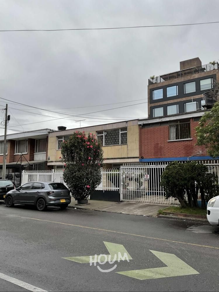 Casa en venta Cundinamarca Bogotá Quinta Paredes 269 m2 Habitaciones 7 Baños 4 Garajes 2 Precio $1500000000