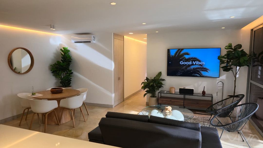Apartamento en arriendo o venta Antioquia Medellín Lalinde 144 m2 Habitaciones 3 Baños 4 Garajes 2 Precio venta $2650000000 Precio arriendo $19000000