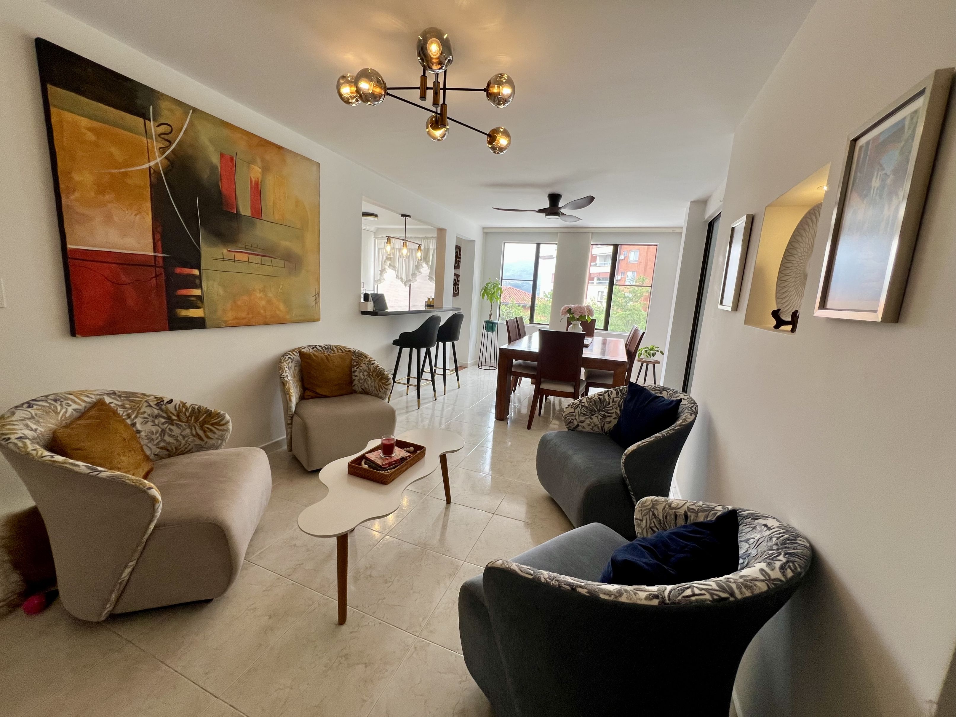 Apartamento en venta Valle Del Cauca Cali Santa Teresita 143 m2 Habitaciones 4 Baños 4 Garajes 2 Precio $630000000