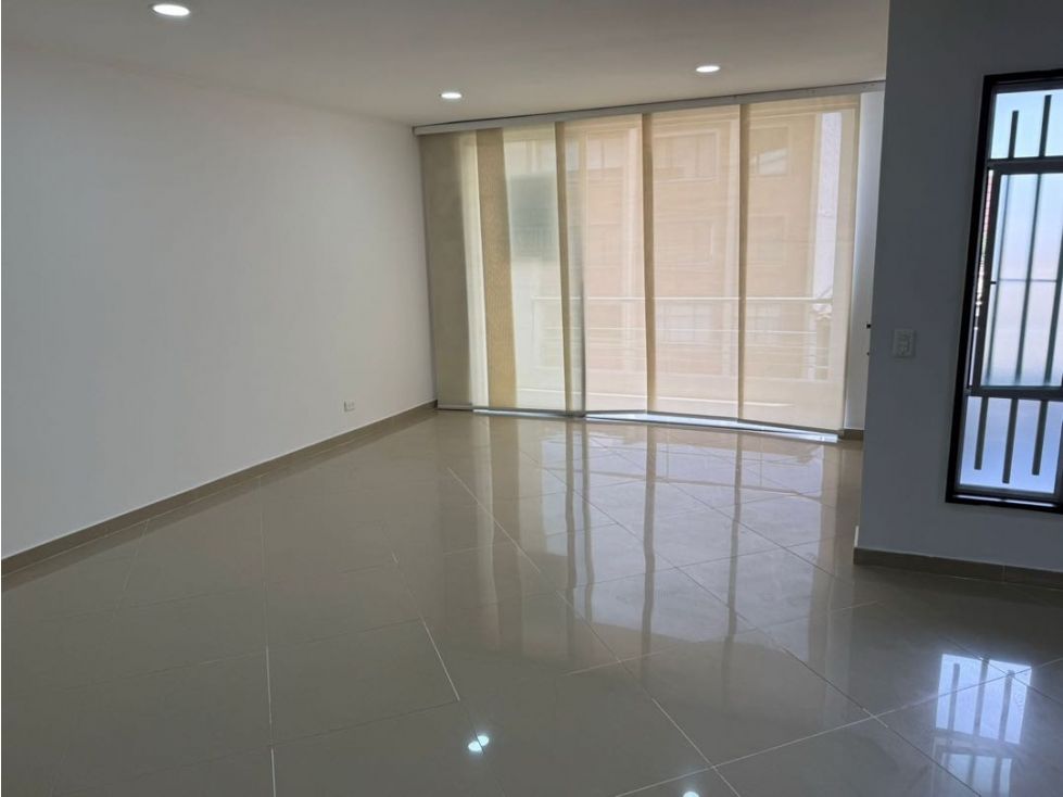 Apartamento en venta Antioquia Medellín Simon Bolivar 115 m2 Habitaciones 3 Baños 3 Garajes 1 Precio $700000000