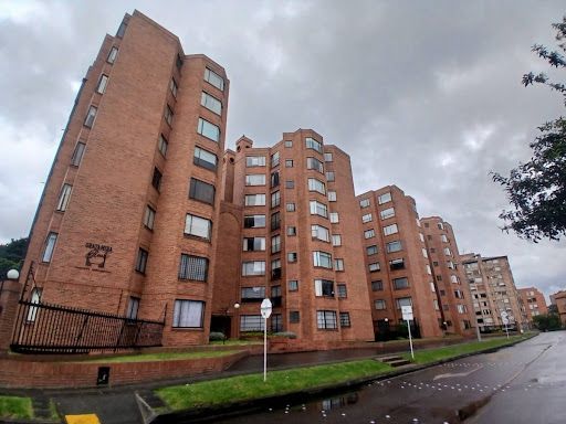 Apartamento en venta Cundinamarca Bogotá Atenas 125 m2 Habitaciones 3 Baños 2 Garajes 2 Precio $820000000