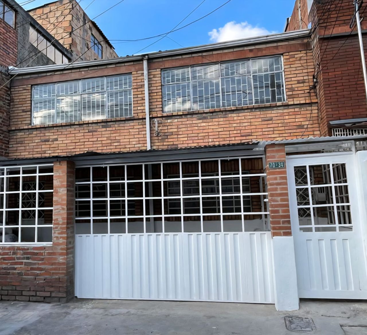 Apartamento en arriendo Cundinamarca Bogotá El Laurel 175 m2 Habitaciones 3 Baños 1 Garajes 1 Precio $2400000