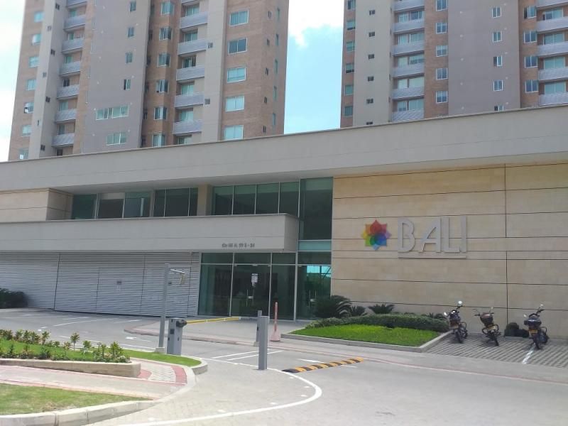Apartamento en arriendo Atlántico Barranquilla Tayrona 200 m2 Habitaciones 3 Baños 4 Garajes 2 Precio $8000000
