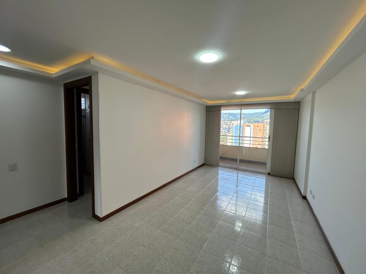 Apartamento en arriendo Antioquia Medellín Loma De Los Bernal 74 m2 Habitaciones 3 Baños 2 Garajes 0 Precio $4151700