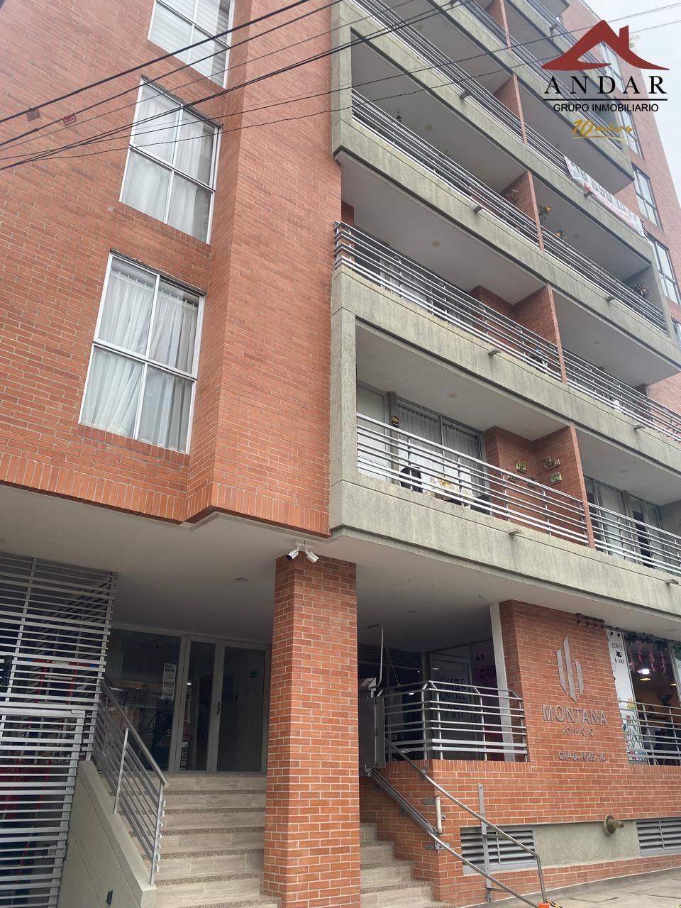 Apartamento en venta Tolima Ibagué Cr Tejares 92 m2 Habitaciones 3 Baños 2 Garajes 1 Precio $350000000