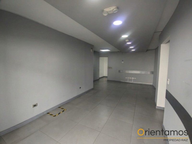Local en arriendo Antioquia Rionegro Centro 65 m2 Habitaciones 0 Baños 1 Garajes 0 Precio $8000000