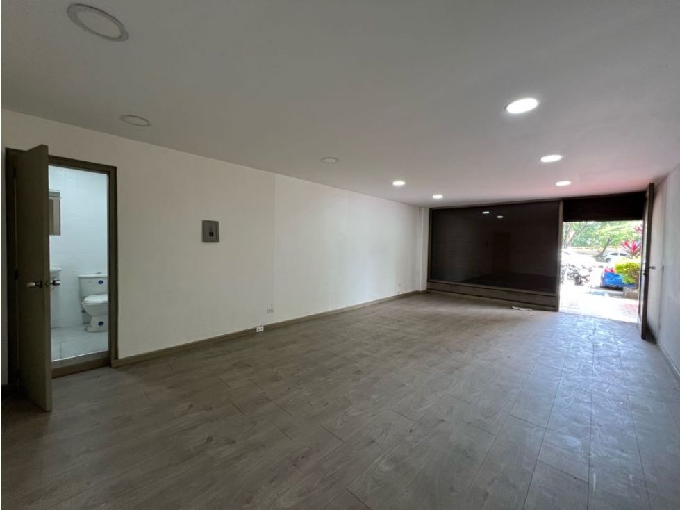 Local en venta Antioquia Medellín Suramericana 40 m2 Habitaciones 0 Baños 1 Garajes 1 Precio $370000000