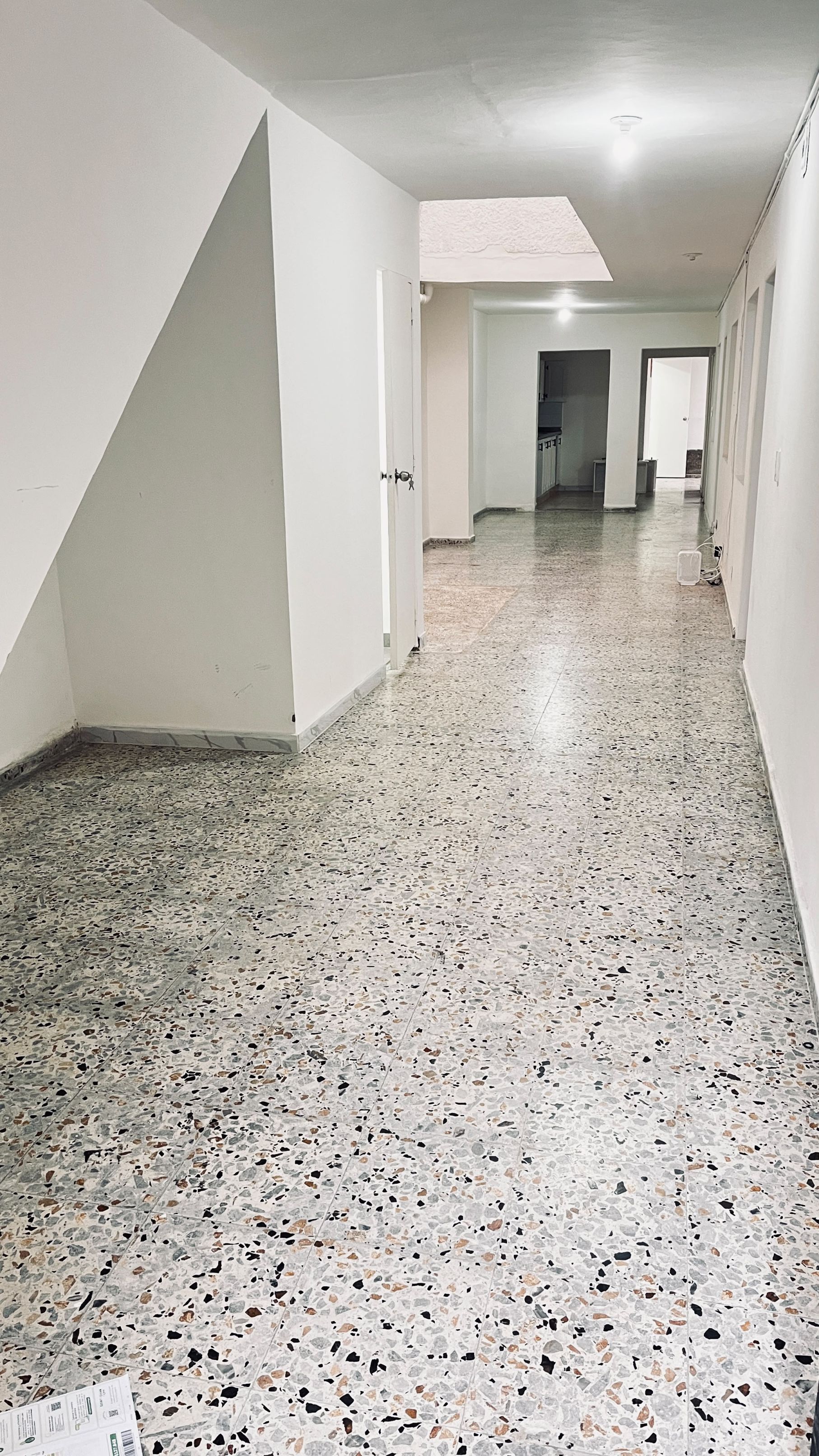 Apartamento en arriendo Antioquia Medellín Las Playas 80 m2 Habitaciones 3 Baños 2 Garajes 0 Precio $2750000