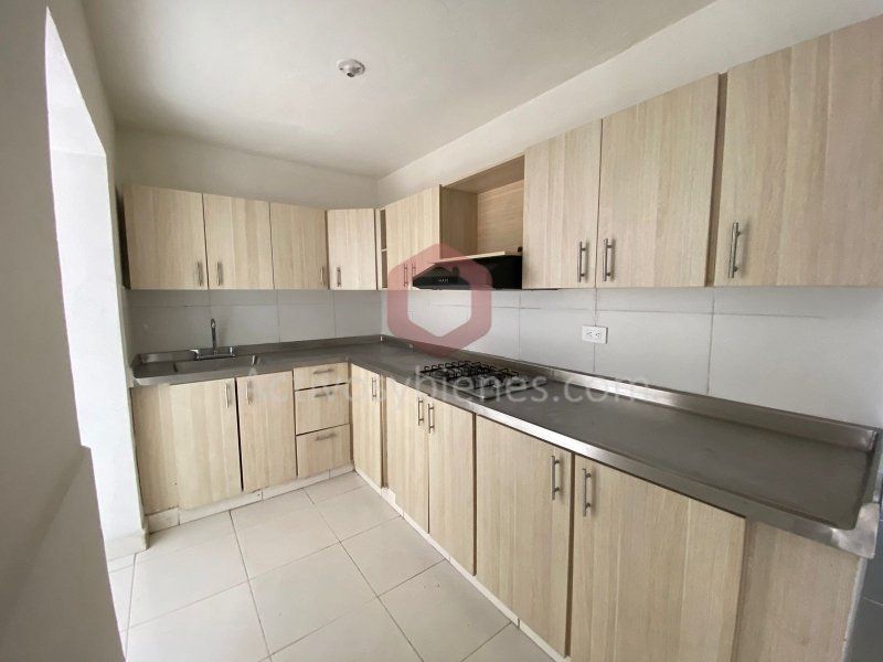Casa en arriendo Antioquia Medellín Pedregal 85 m2 Habitaciones 7 Baños 2 Garajes 0 Precio $2200000
