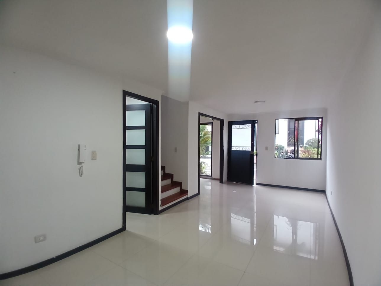 Casa en arriendo Risaralda Pereira El Dorado 160 m2 Habitaciones 4 Baños 4 Garajes 3 Precio $3950000