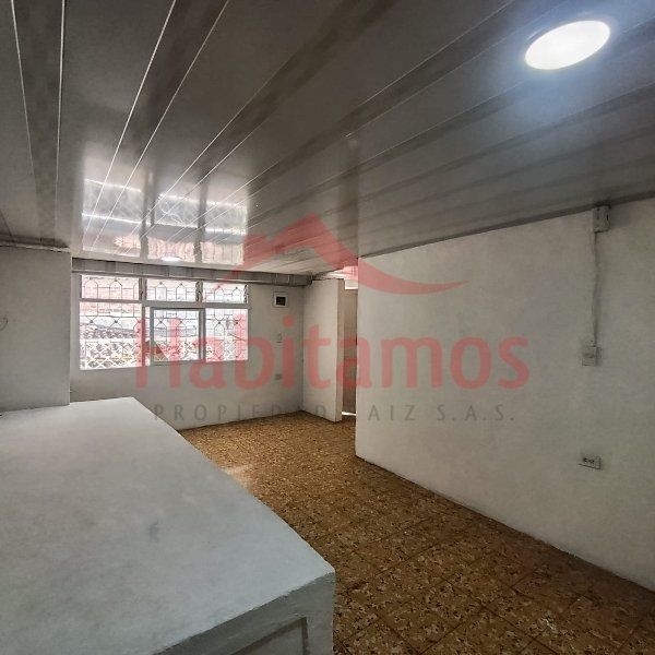 Casa en arriendo Antioquia Envigado San José 50 m2 Habitaciones 1 Baños 1 Garajes 0 Precio $1400000