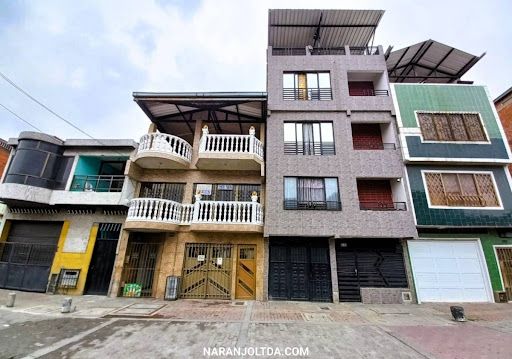Casa en arriendo Valle Del Cauca Cali Guayaquil 300 m2 Habitaciones 4 Baños 3 Garajes 0 Precio $1680000
