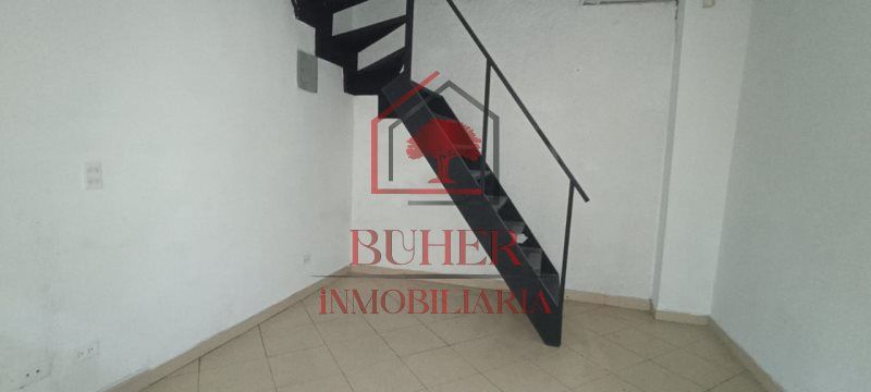 Local en arriendo Antioquia Itagüí Centro 24 m2 Habitaciones 0 Baños 1 Garajes 0 Precio $1100000