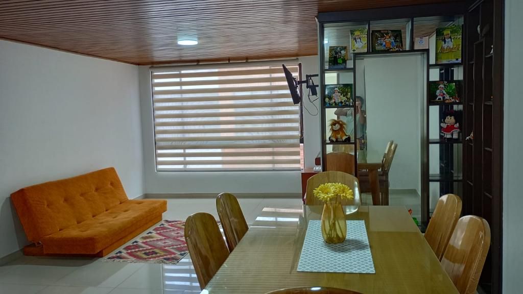 Apartamento en arriendo Cundinamarca Bogotá Puente Largo 90 m2 Habitaciones 3 Baños 3 Garajes 1 Precio $3500000