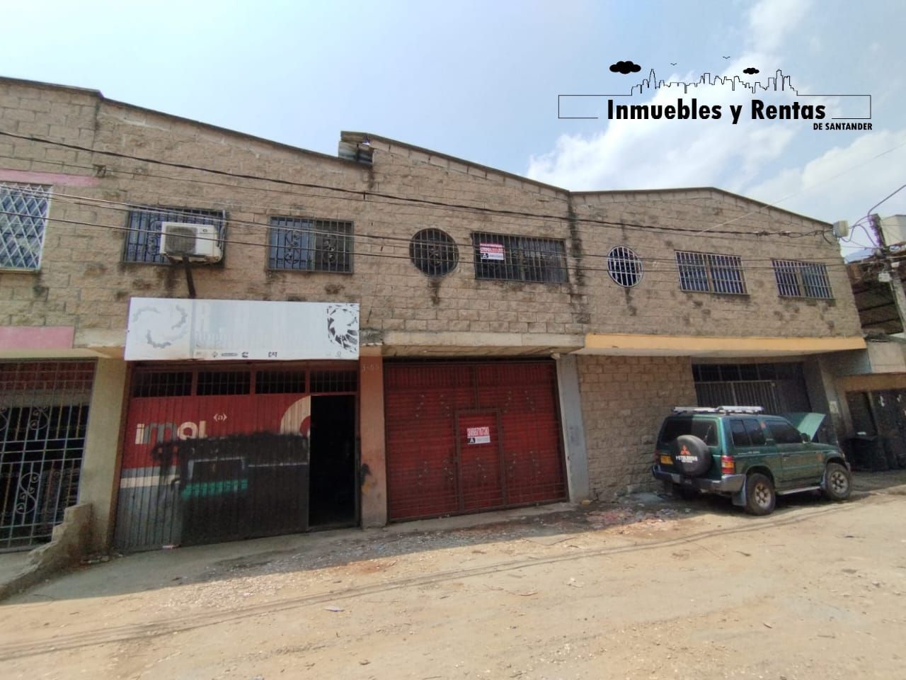 Bodega en venta Santander Girón Apartamentos El Carrizal 140 m2 Habitaciones 0 Baños 2 Garajes 0 Precio $265000000