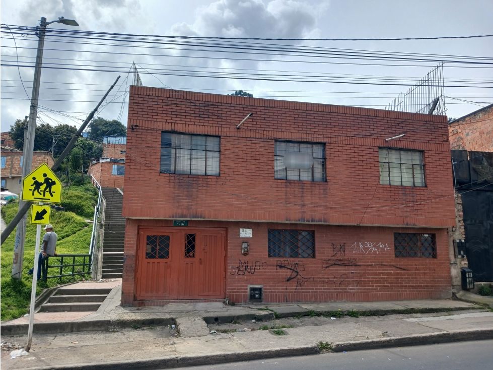 Casa en venta Cundinamarca Bogotá Cartagena 200 m2 Habitaciones 6 Baños 3 Garajes 0 Precio $320000000