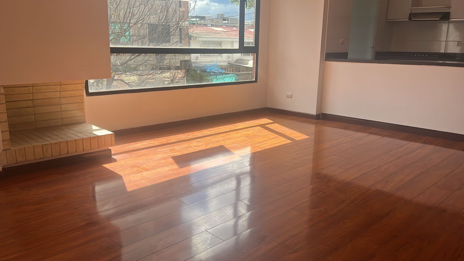 Apartamento en arriendo Cundinamarca Bogotá Estoril 80 m2 Habitaciones 2 Baños 2 Garajes 1 Precio $4200000