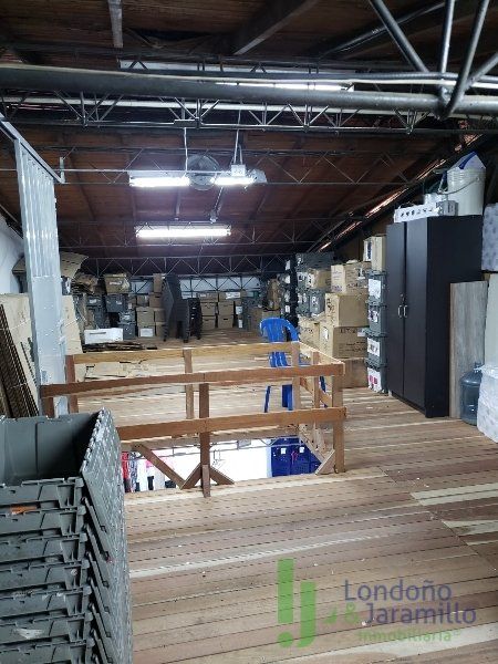 Bodega en arriendo Antioquia Medellín Colombia 926 m2 Habitaciones 0 Baños 1 Garajes 0 Precio $38900000