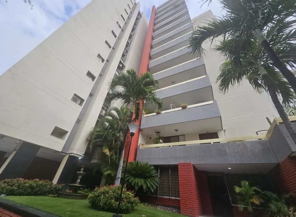 Apartamento en venta Atlántico Barranquilla Altos Del Prado 280 m2 Habitaciones 5 Baños 4 Garajes 3 Precio $800000000