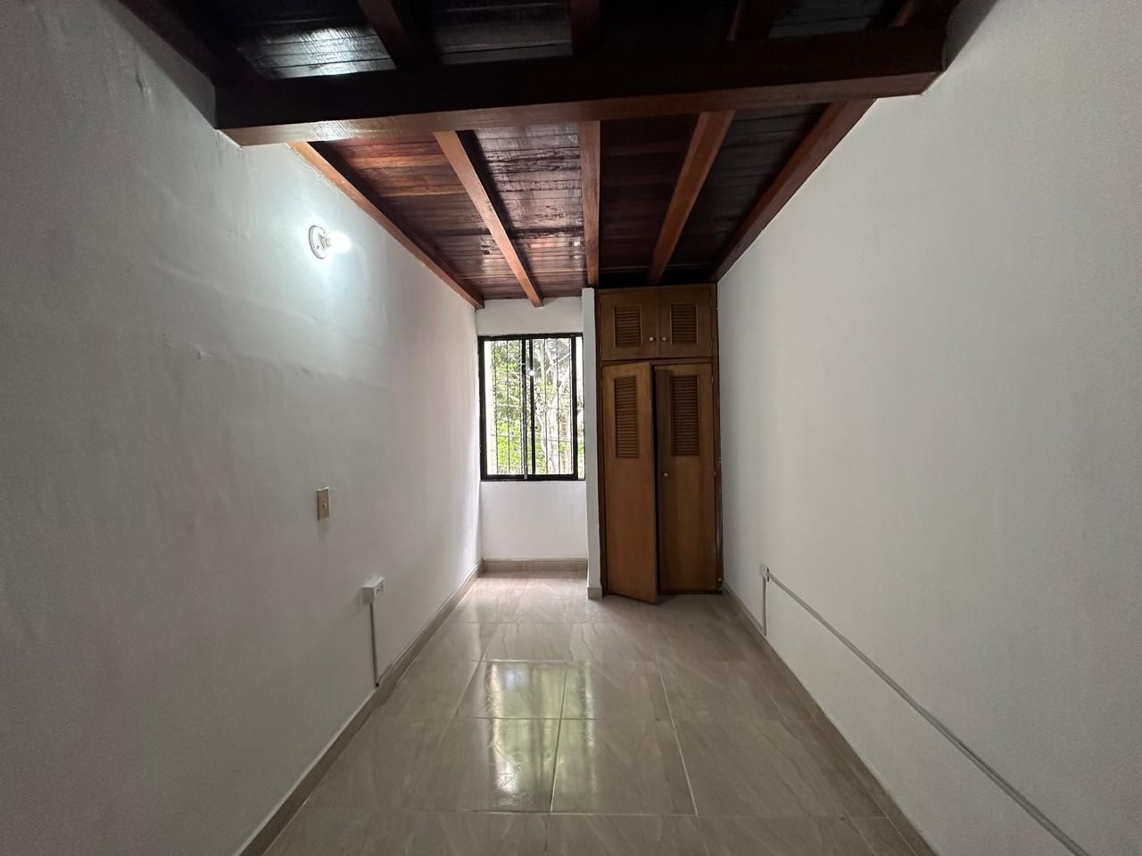Casa en arriendo Antioquia Medellín Los Naranjos 90 m2 Habitaciones 3 Baños 2 Garajes 0 Precio $4500000