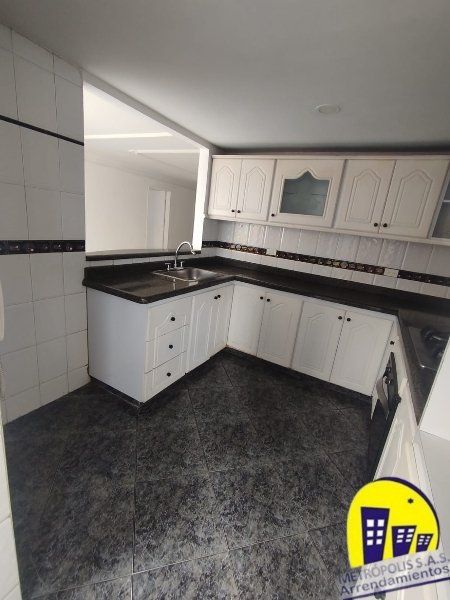Apartamento en arriendo o venta Antioquia Medellín Suramericana 130 m2 Habitaciones 5 Baños 3 Garajes 0 Precio venta $570000000 Precio arriendo $3200000