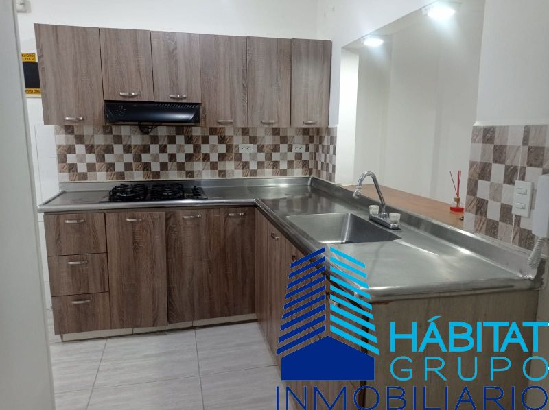 Apartamento en arriendo Antioquia Medellín Naranjal 96 m2 Habitaciones 3 Baños 2 Garajes 1 Precio $3000000