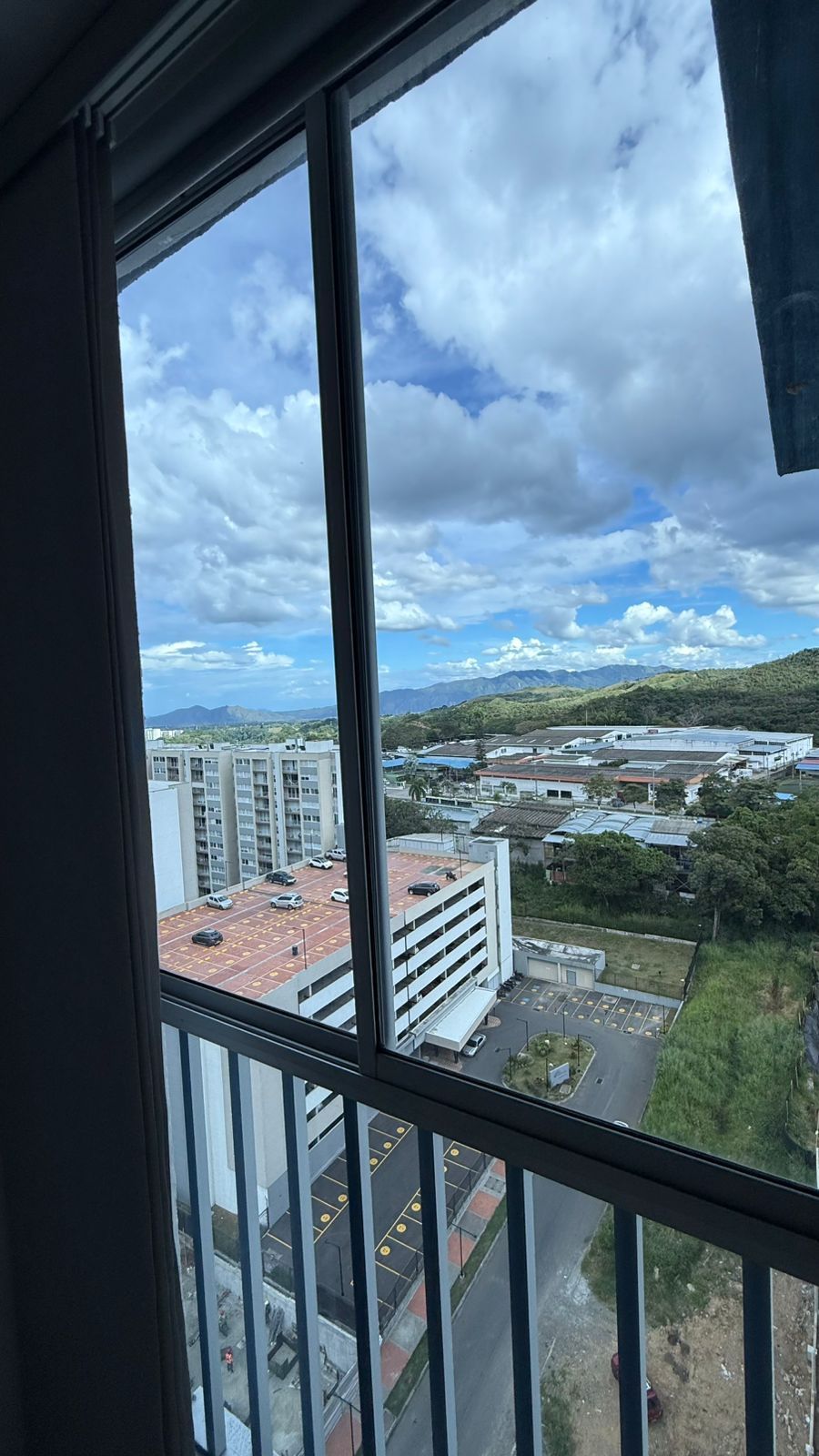 Apartamento en arriendo Tolima Ibagué Cr Tejares 75 m2 Habitaciones 3 Baños 2 Garajes 1 Precio $1600000