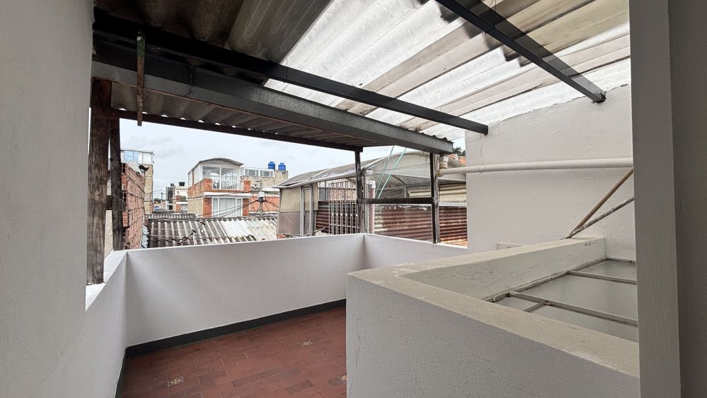 Casa en venta Cundinamarca Bogotá Los Alcaparros De Suba 93 m2 Habitaciones 3 Baños 2 Garajes 0 Precio $329999999