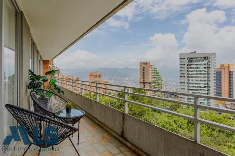 Apartamento en venta Antioquia Medellín Los Naranjos 114 m2 Habitaciones 2 Baños 2 Garajes 2 Precio $1250000000