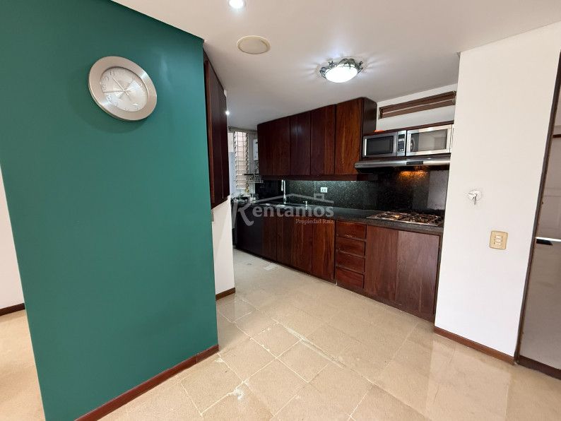 Apartaestudio en arriendo Antioquia Medellín Patio Bonito 50 m2 Habitaciones 1 Baños 2 Garajes 1 Precio $3200000
