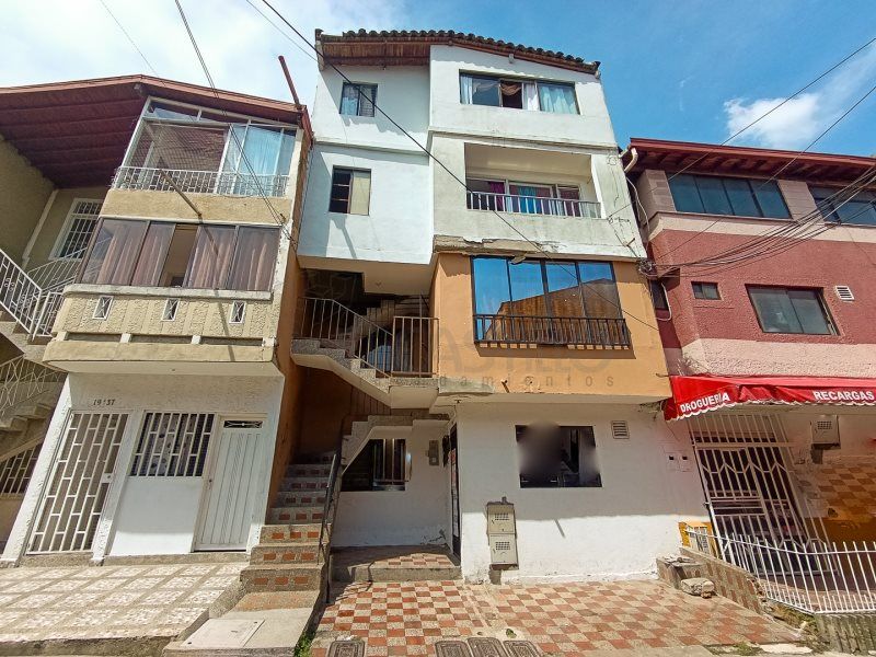 Apartamento en arriendo Antioquia Medellín La Gloria 60 m2 Habitaciones 2 Baños 1 Garajes 0 Precio $1800000
