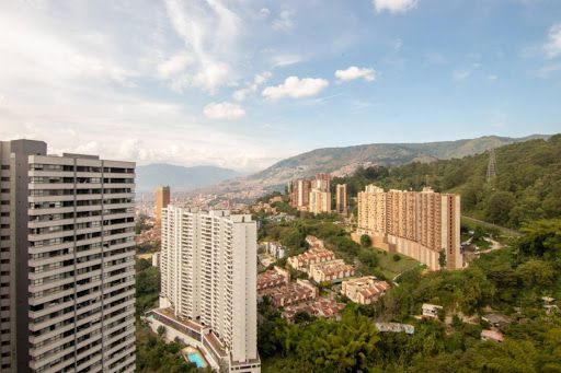 Apartamento en arriendo Antioquia Medellín Asomadera No2 64 m2 Habitaciones 2 Baños 2 Garajes 1 Precio $3200000