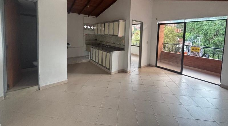 Apartamento en arriendo Antioquia Envigado Obrero 70 m2 Habitaciones 2 Baños 1 Garajes 0 Precio $1900000