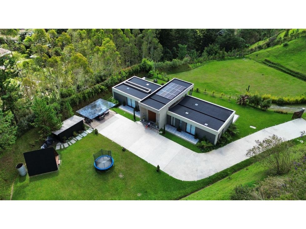 Casa en venta Antioquia El Retiro El Retiro 320 m2 Habitaciones 4 Baños 4 Garajes 3 Precio $3000000000