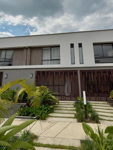 Casa en venta Risaralda Dosquebradas Ub La Macarena 112 m2 Habitaciones 3 Baños 3 Garajes 2 Precio $650000000