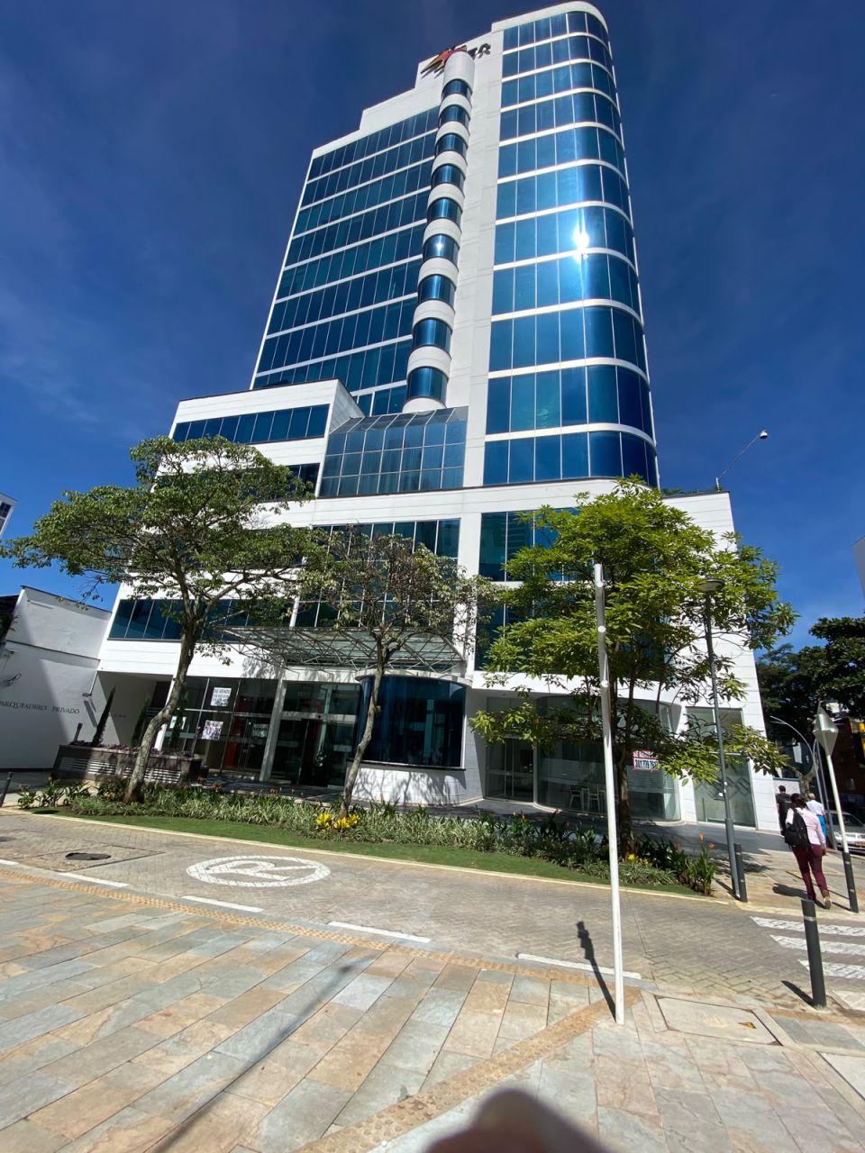 Oficina en arriendo Santander Bucaramanga Bolivar 105 m2 Habitaciones 0 Baños 2 Garajes 2 Precio $7210000