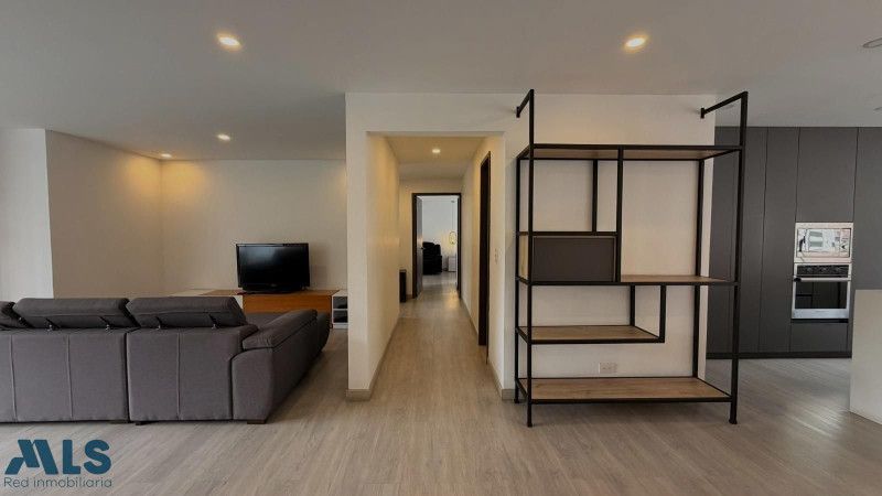 Inmuebles en Remate Apartamento en venta Antioquia Medellín Patio Bonito 182 m2 Habitaciones 3 Baños 3 Garajes 2 Precio $1600000000
